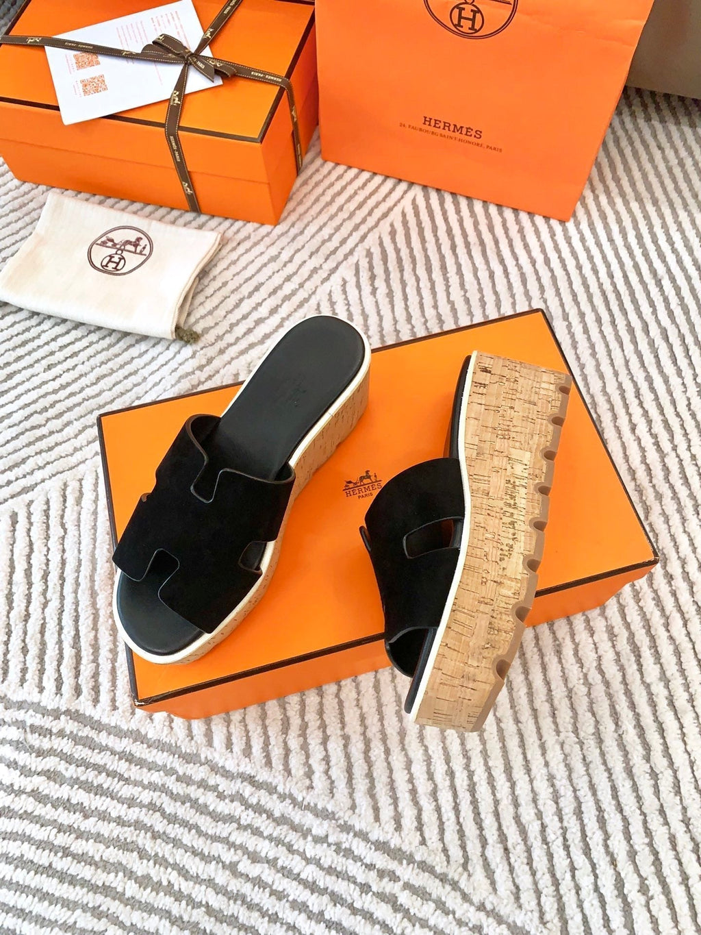 HERMES EZE 65 SANDAL BLACK SUEDE