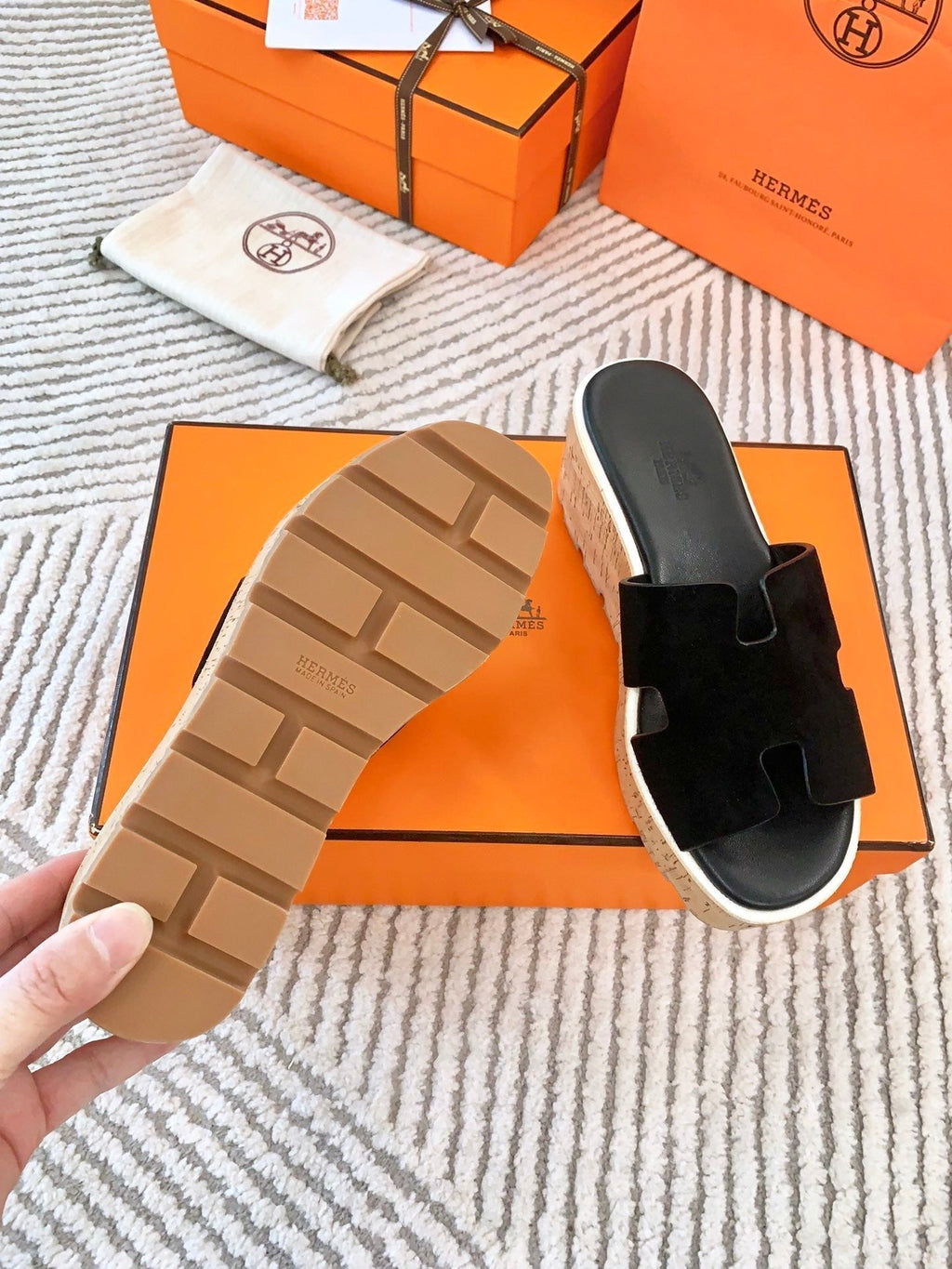 HERMES EZE 65 SANDAL BLACK SUEDE