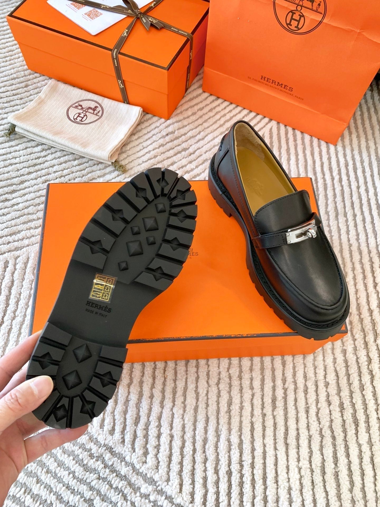 HERMES ICONE LOAFER IN BLACK CALFSKIN