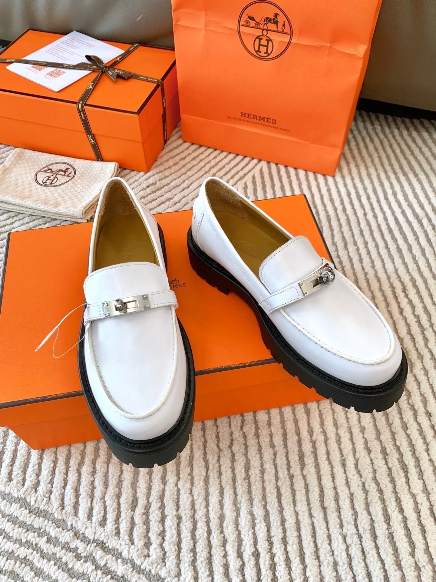 HERMES ICONE LOAFER IN WHITE CALFSKIN