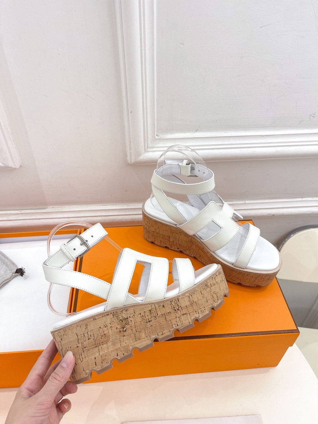 HERMES Havane 30 Sandal White