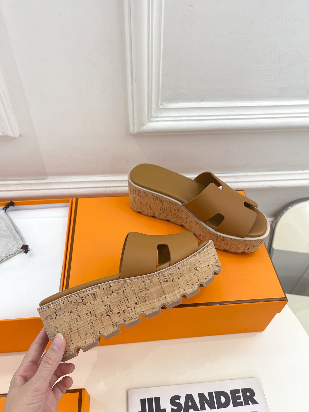 HERMES Eze 30 Sandal Brown