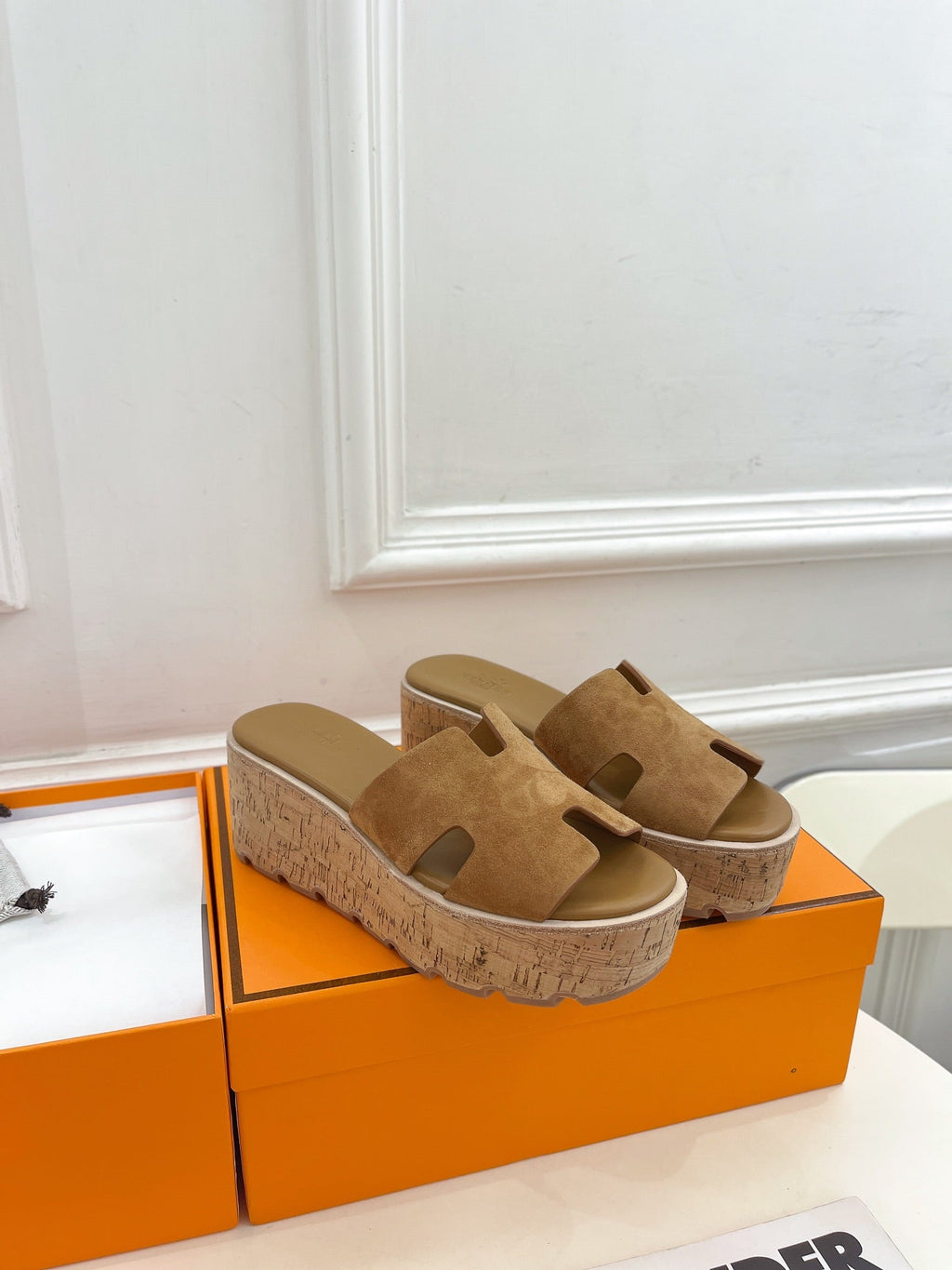 HERMES Eze 30 Sandal Brown Suede
