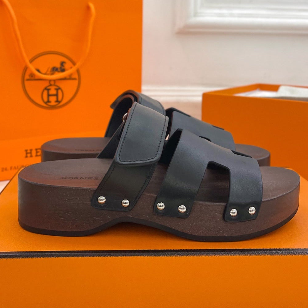 HERMES KOS CLOG IN BLACK CALFSKIN