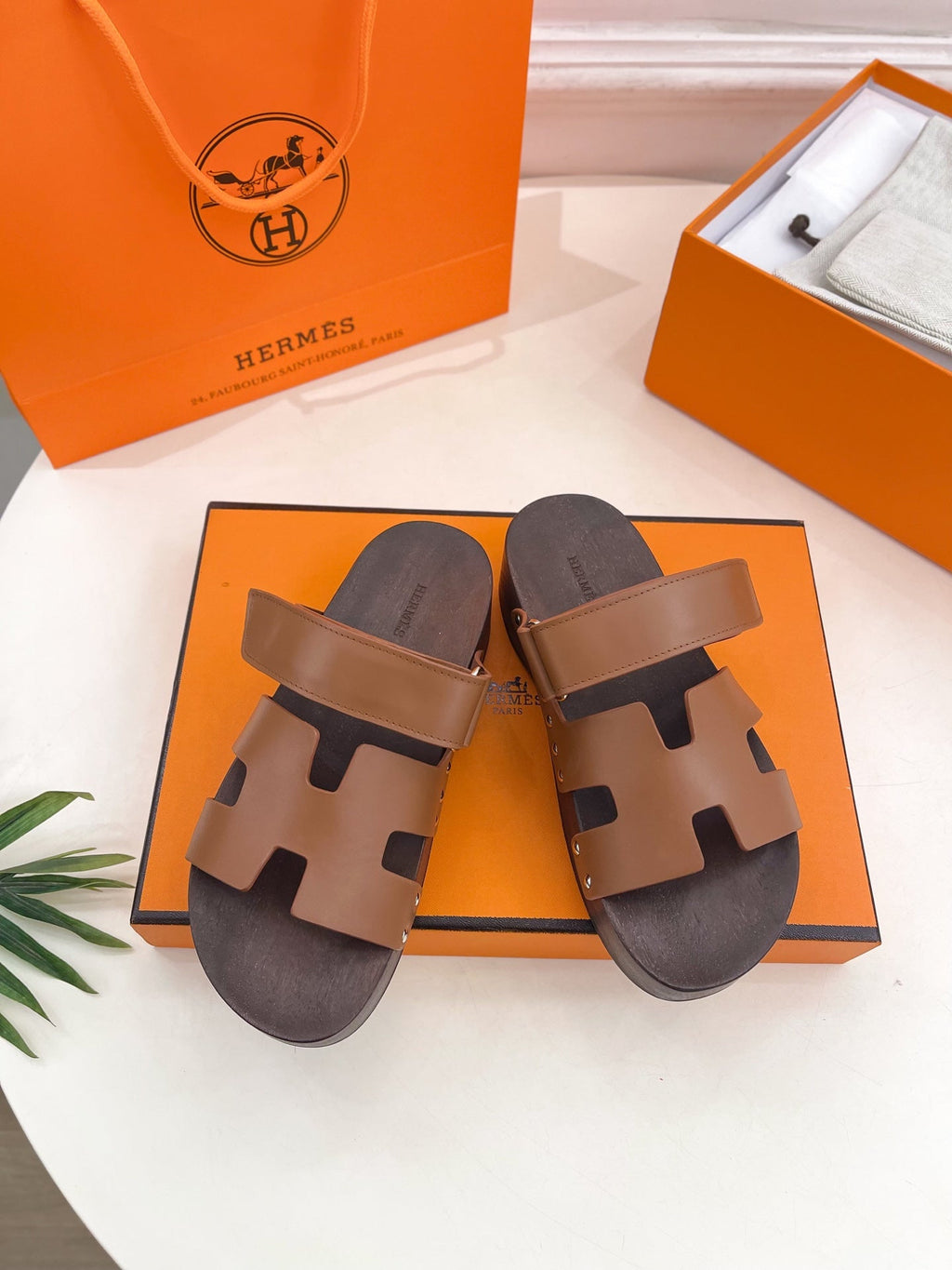 HERMES KOS CLOG IN BRONZE BROWN CALFSKIN