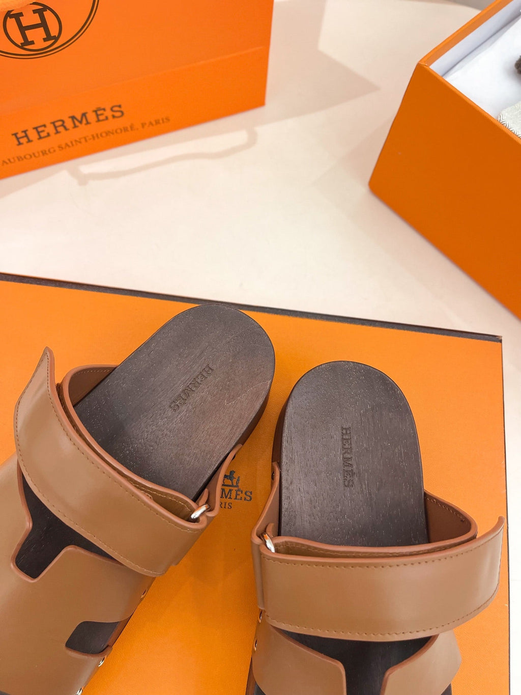 HERMES KOS CLOG IN BRONZE BROWN CALFSKIN