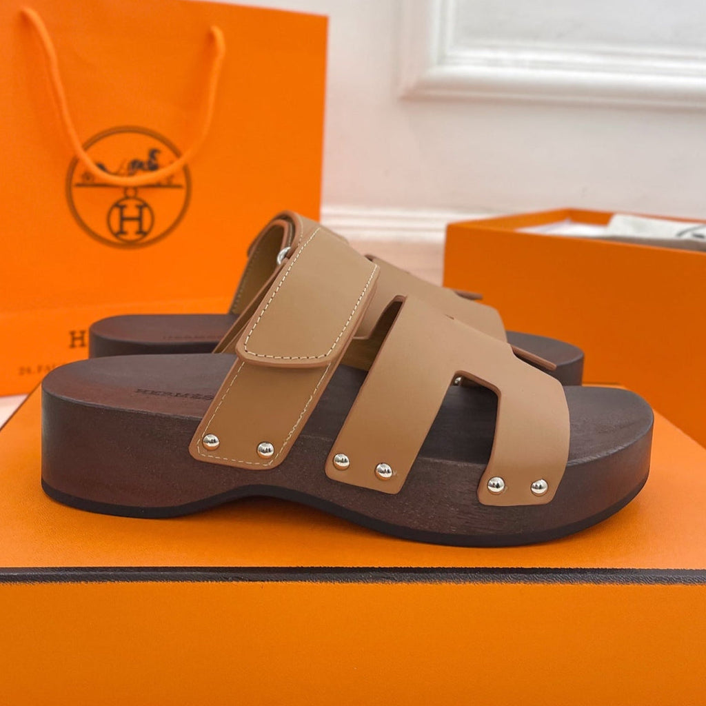 HERMES KOS CLOG IN PEANUT BROWN CALFSKIN
