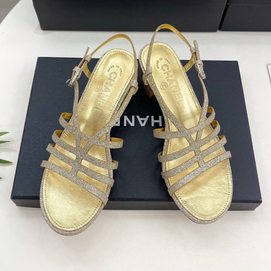 CHANEL GOLD ROMAN 5 CM SANDALS