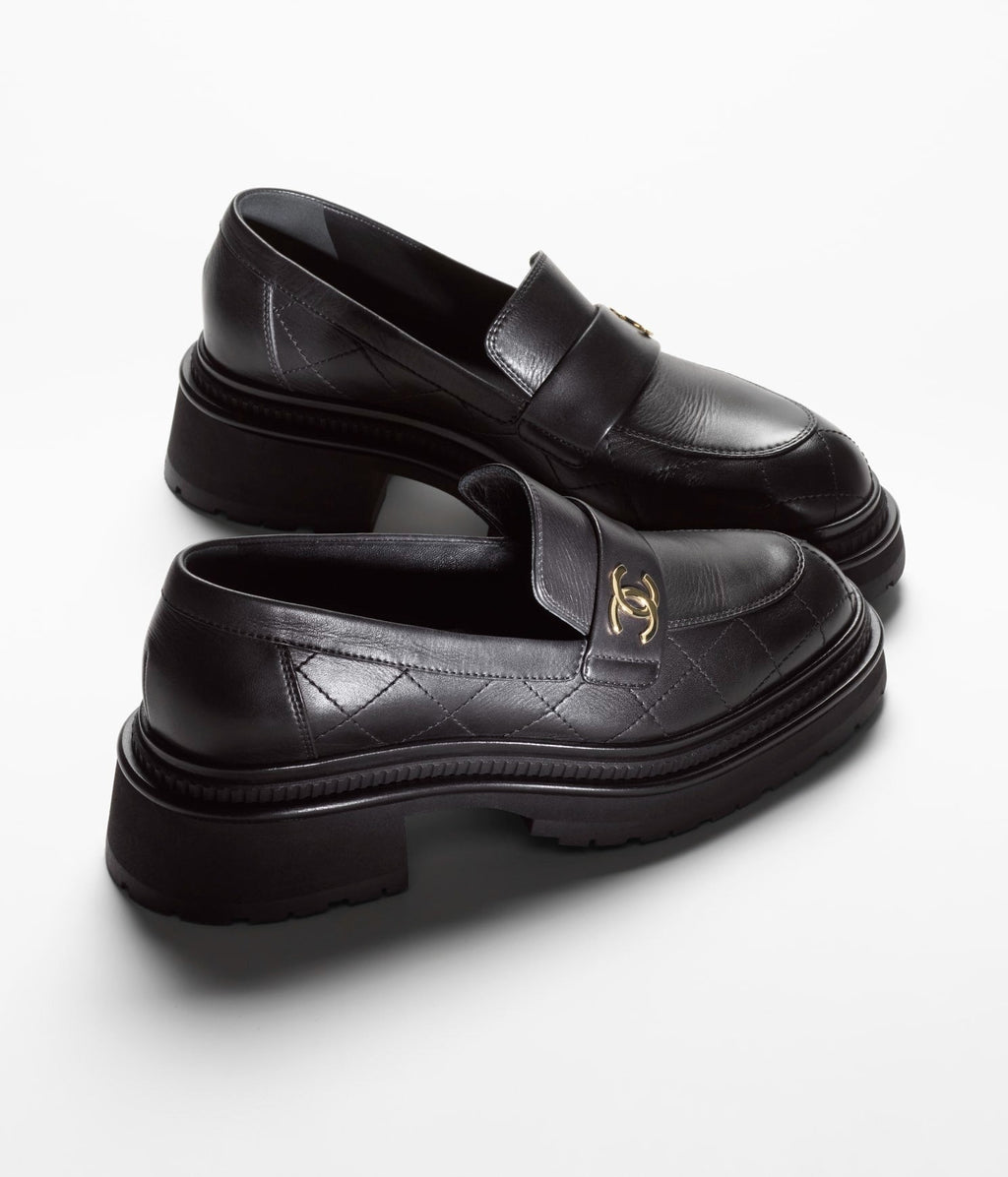 CHANEL MOASINS BLACK CALFSKIN