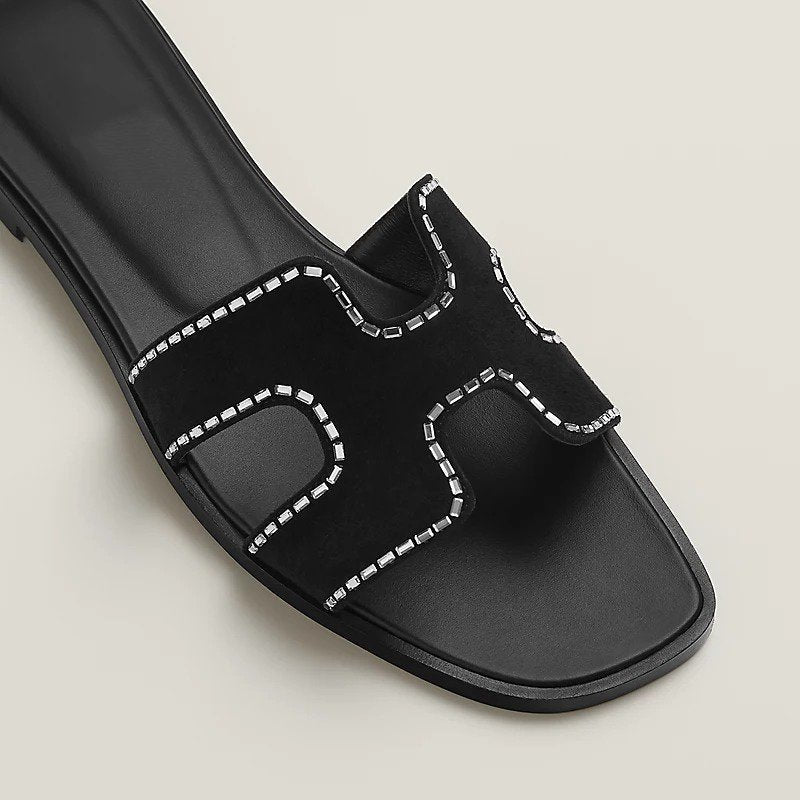 HERMES 0RAN SANDAL NOIR WHITE