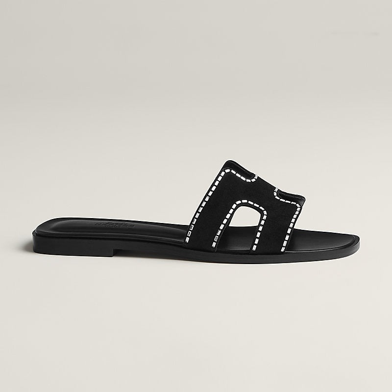 HERMES 0RAN SANDAL NOIR WHITE
