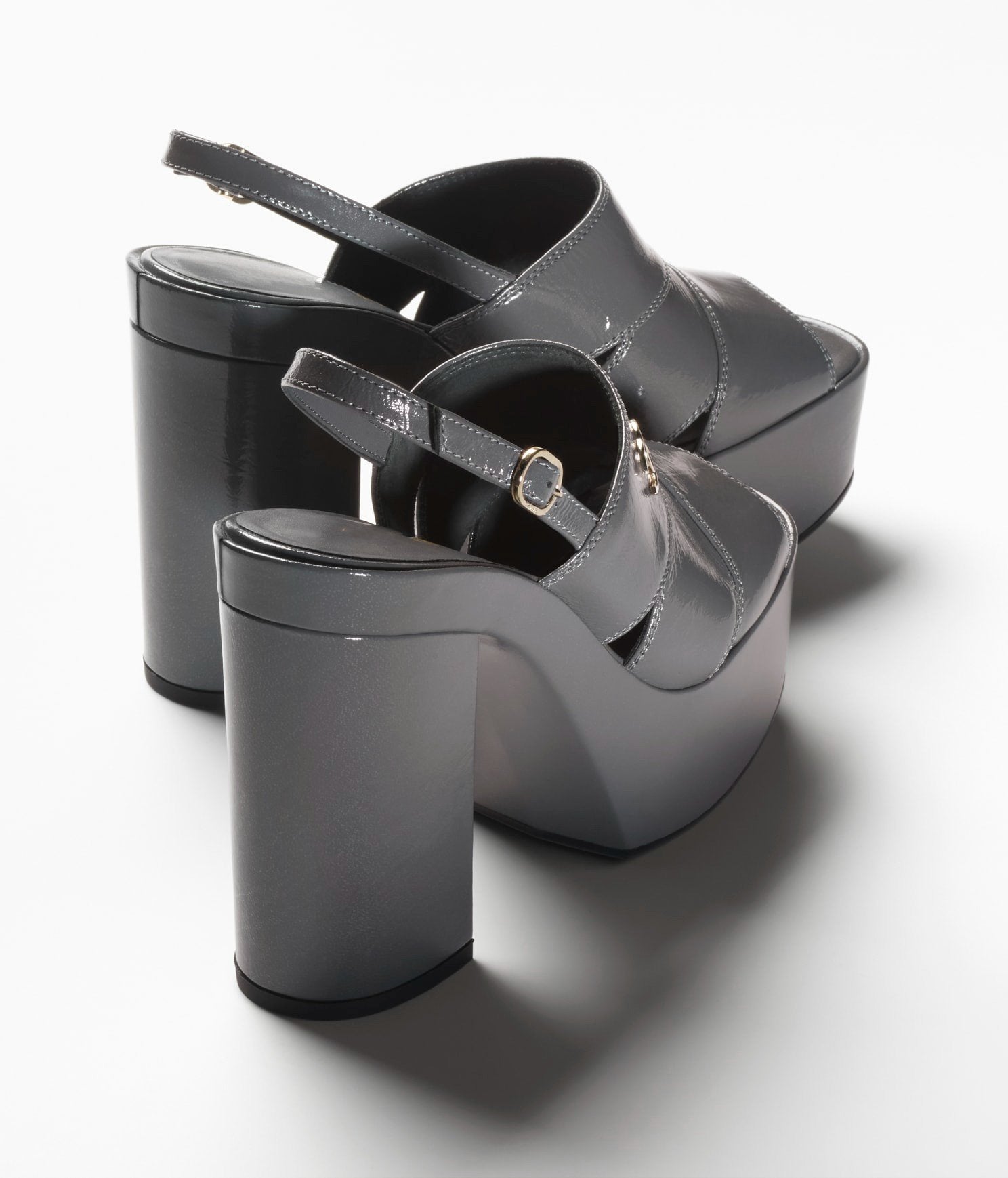 CHANEL SANDALS GRAY PATENT CRUMPLED LAMBKSIN