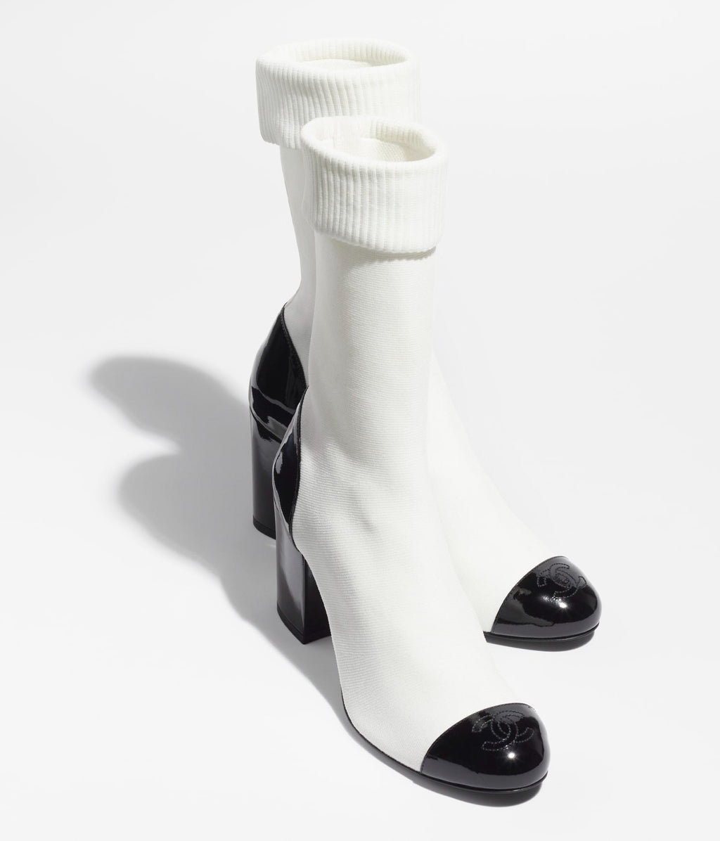 CHANEL SHORT BOOTS WHITE BLACK KNIT PATENT CALFSKIN