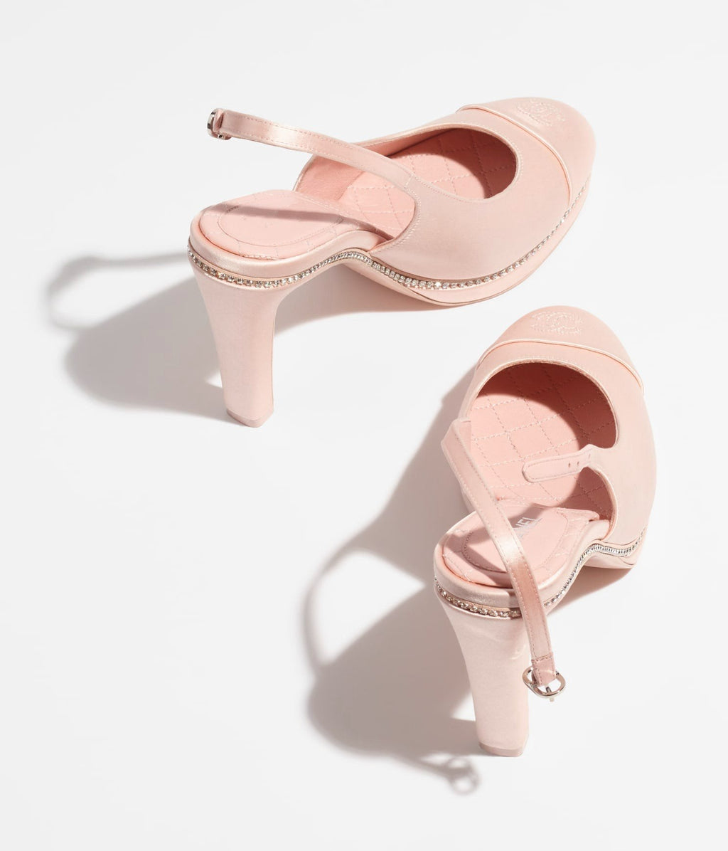 CHANEL SLINGBACKS LIGHT PINK SATIN STRASS