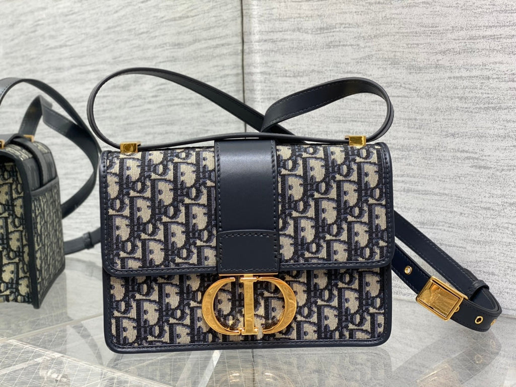 DIOR 30 MONTAIGNE 24CM BLUE OBLIQUE EMBROIDERY