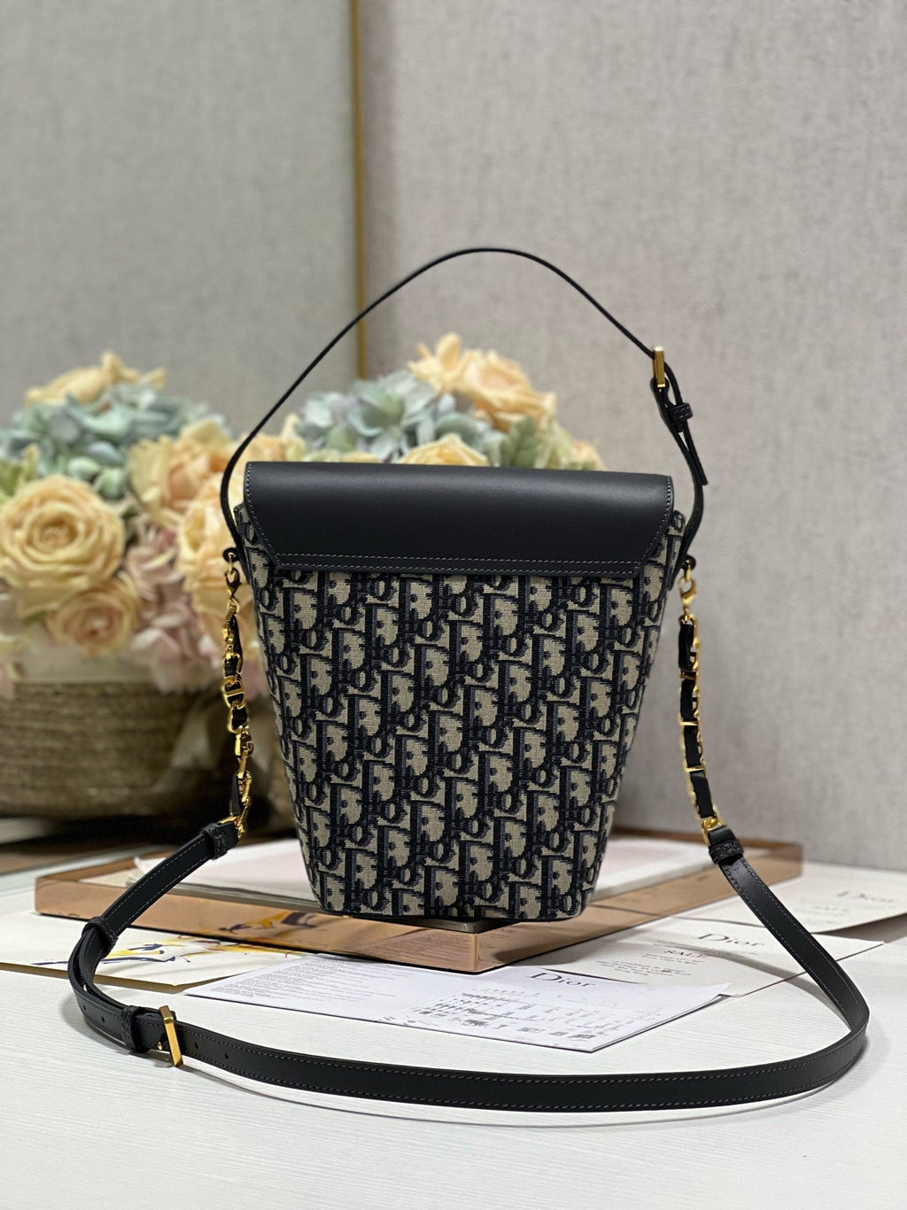 DIOR 30 MONTAIGNE 13 24x24x9.5CM BLUE OBLIQUE EMBROIDERY