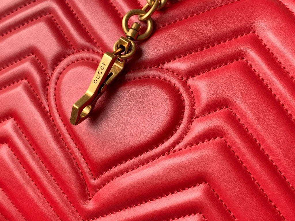 GUCCI Marmont 26.5cm Red Calfskin Gold Hardware