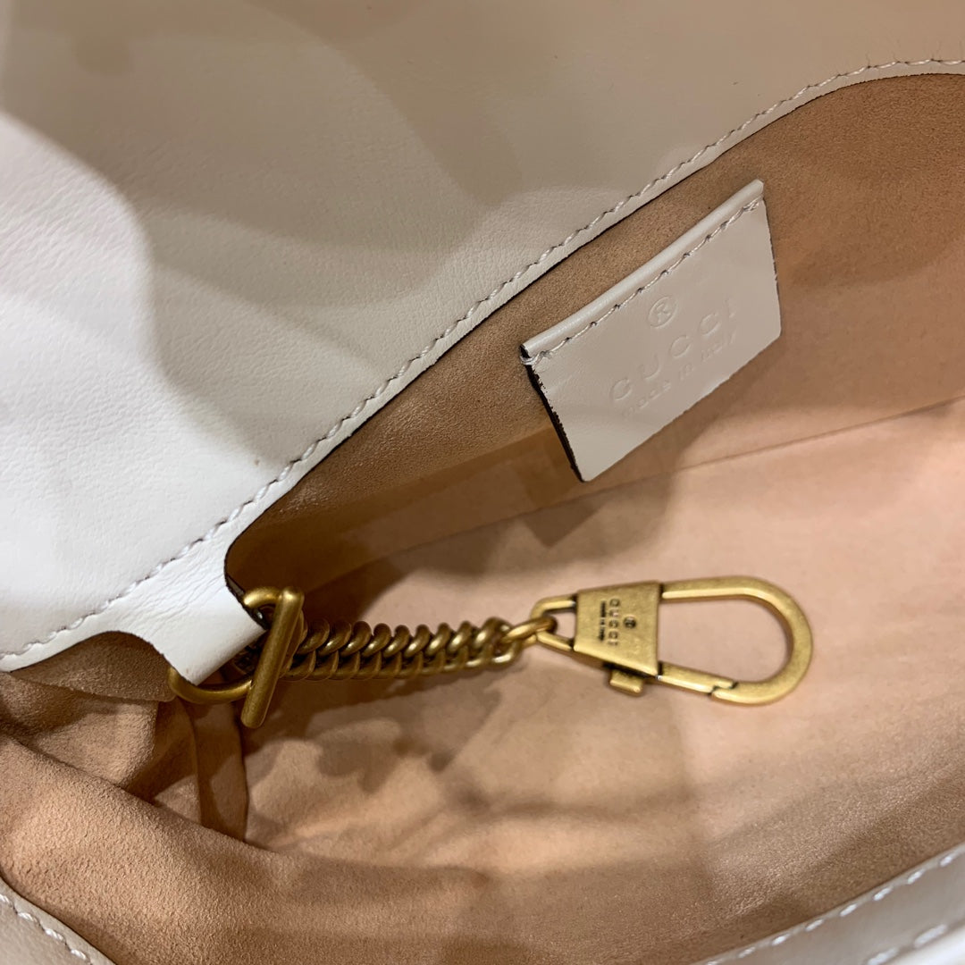 GUCCI Marmont Mini 16.5cm White Calfskin Gold Hardware