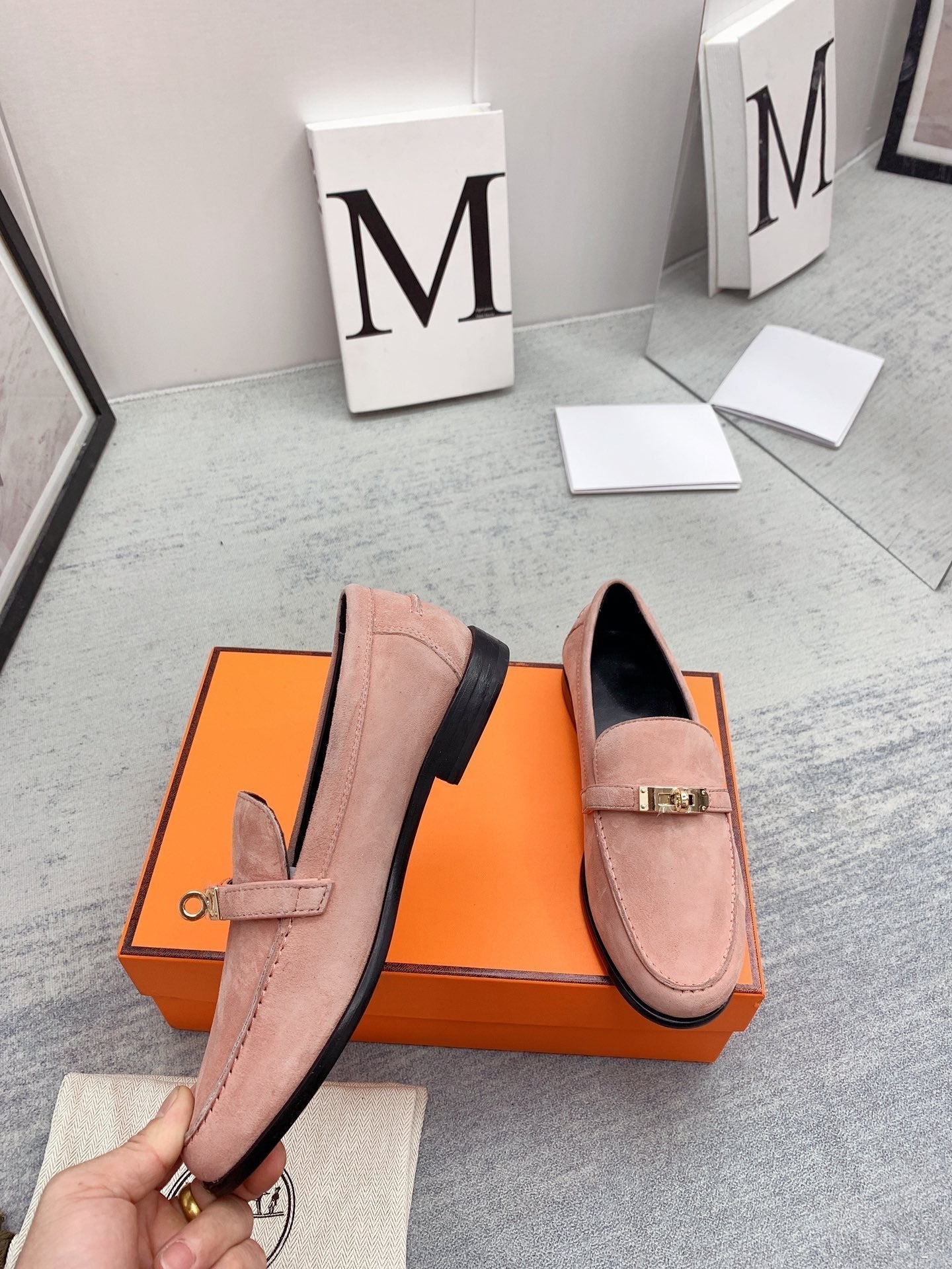 HERMES Destin Loafer Suede Light Pink