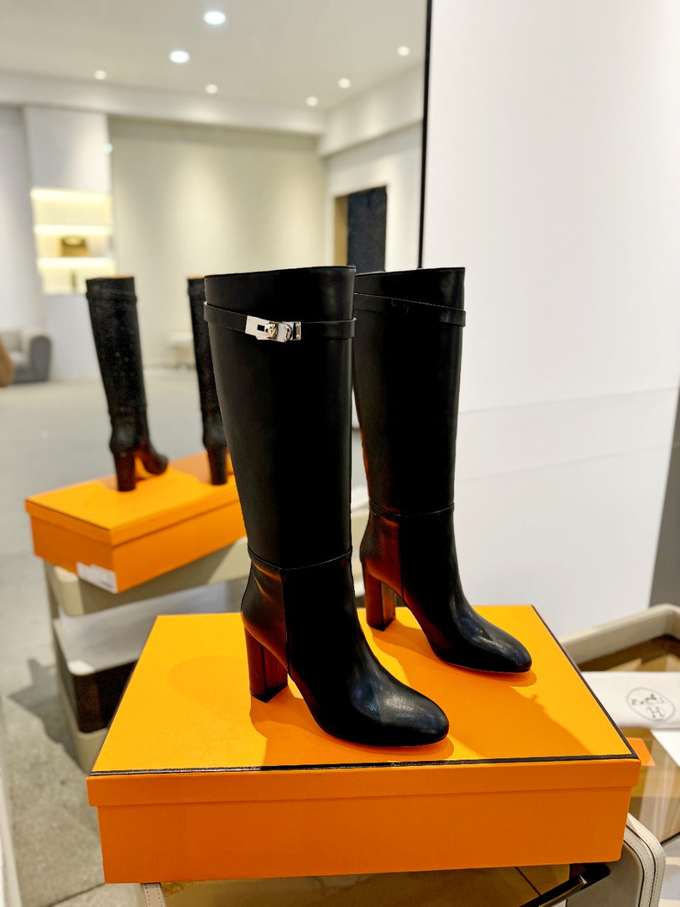 HERMES STORY BOOT 85MM IN BLACK CALFSKIN
